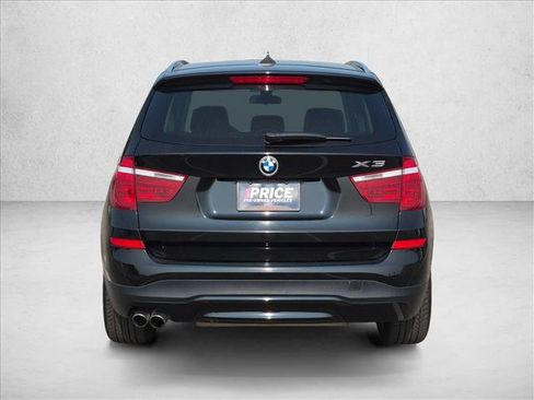 Used 2017 BMW X3 sDrive28i RWD image 4