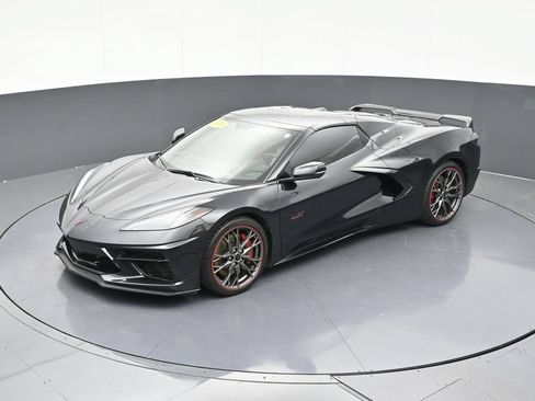 Used 2023 Chevrolet Corvette Stingray Premium Conv w/ Z51 Performance Package RWD image 57