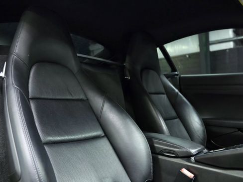 Used 2018 Porsche 718 Cayman S image 30