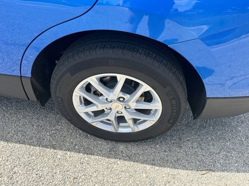 Used 2024 Chevrolet Equinox LT FWD image 4