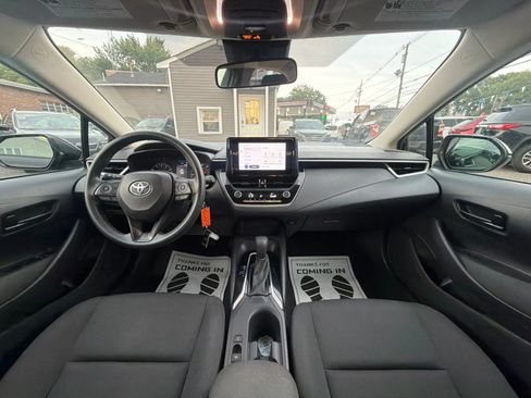 Used 2023 Toyota Corolla LE FWD image 24