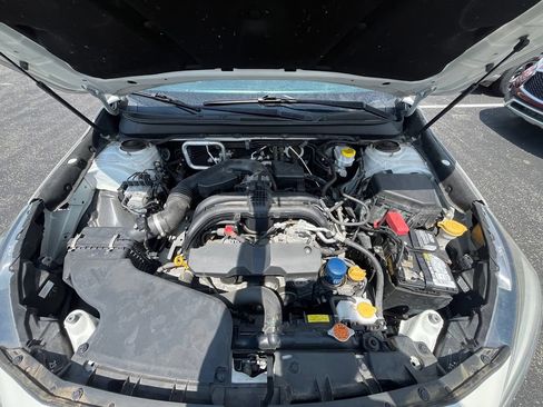 Used 2018 Subaru Outback 2.5i Touring w/ Popular Package #3 AWD/4WD image 30