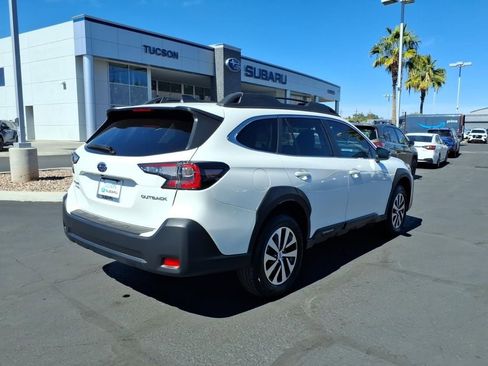 Certified 2025 Subaru Outback Premium w/ Popular Package #1A image 11