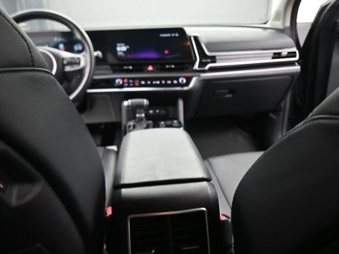 Used 2024 Kia Sportage EX image 44