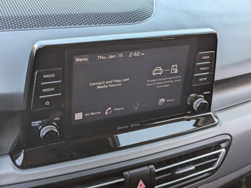 Certified 2023 Kia Seltos LX image 24