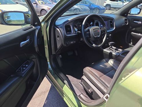 Used 2022 Dodge Charger SXT w/ Plus Group RWD image 10