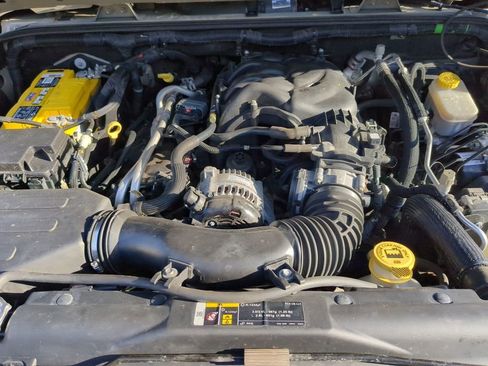 Used 2018 Jeep Wrangler Unlimited Sahara image 20