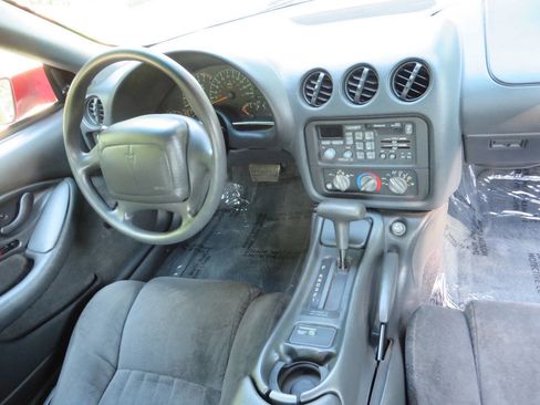 Used 1995 Pontiac Firebird Coupe image 14