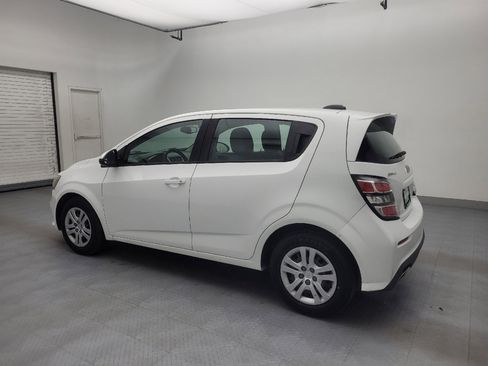 Used 2017 Chevrolet Sonic LT image 3