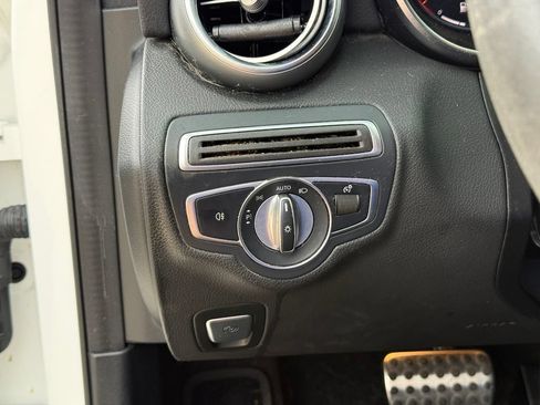 Used 2021 Mercedes-Benz C 300 Sedan image 18