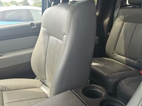 Used 2014 Ford F150 XLT w/ Equipment Group 302A Luxury AWD/4WD image 12