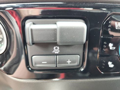 Used 2022 Chevrolet Silverado 1500 High Country w/ Z71 Off-Road Package image 46