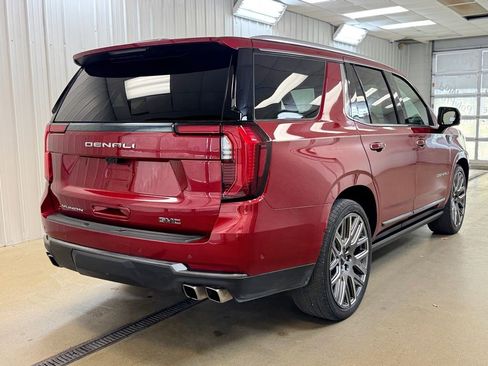 Used 2025 GMC Yukon Denali Ultimate w/ LPO, Floor Liner Package image 5