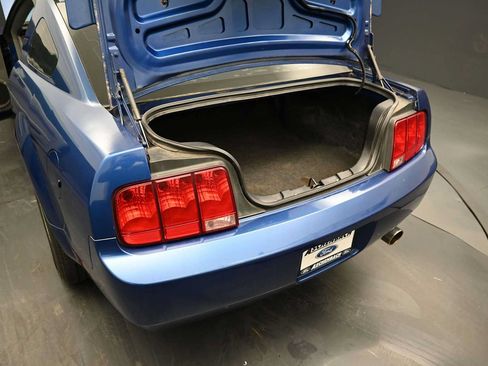 Used 2007 Ford Mustang Coupe RWD image 33