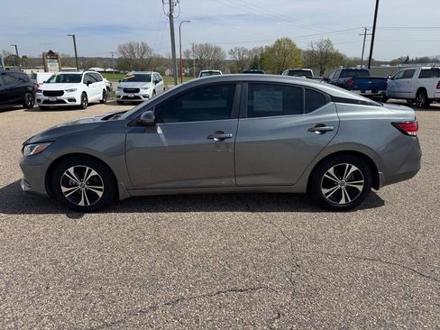 Used 2022 Nissan Sentra SV w/ All-Weather Package FWD image 2