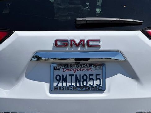Used 2024 GMC Terrain SLE AWD/4WD image 48