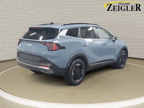 New 2026 Kia Sportage EX image 5