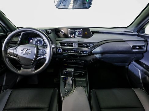 Used 2019 Lexus UX 250h w/ Premium Package image 25