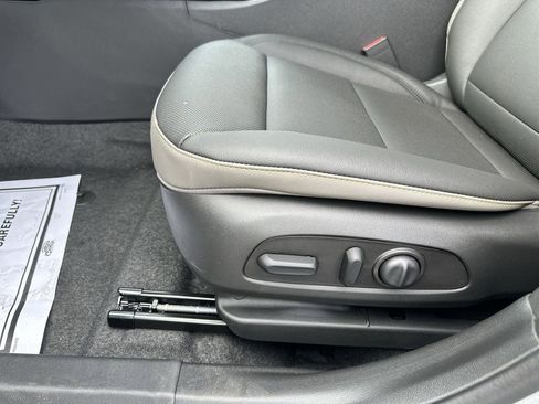 New 2026 Chevrolet Trax ACTIV w/ Driver Confidence Package FWD image 18