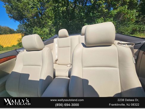 Used 2006 Toyota Solara SLE image 32