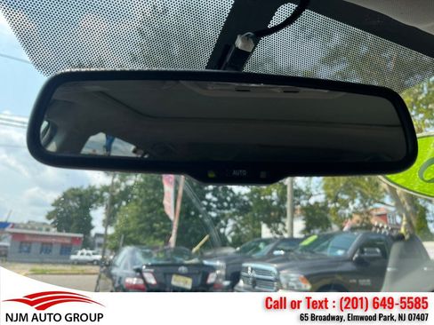 Used 2015 Toyota RAV4 Limited AWD/4WD image 30