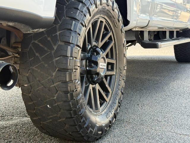 Used 2017 Ford F250 Lariat w/ Lariat Ultimate Package AWD/4WD image 24