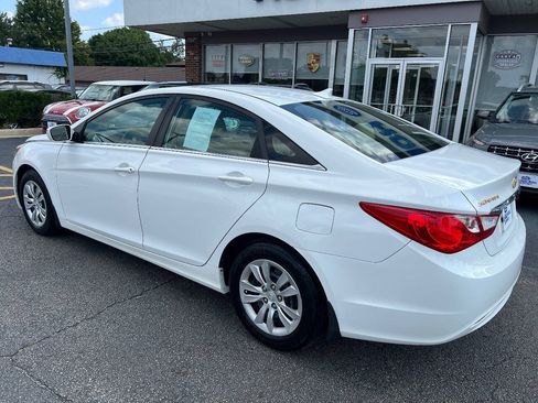 Used 2011 Hyundai Sonata GLS FWD image 12