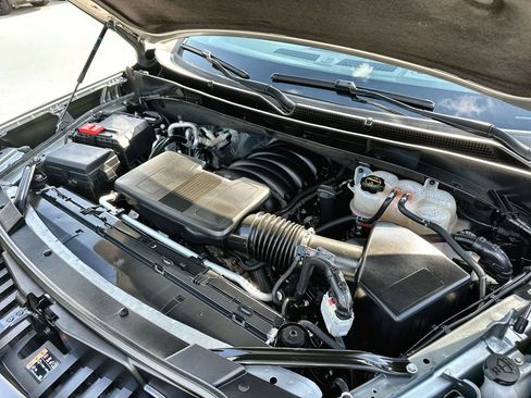 Used 2025 GMC Yukon Denali image 29