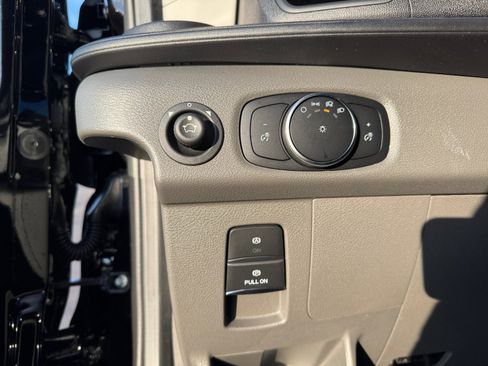 New 2026 Ford Transit 250 148 Medium Roof Extended AWD image 31