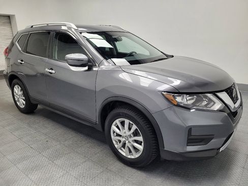 Used 2018 Nissan Rogue SV FWD image 11