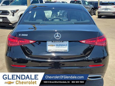 Used 2025 Mercedes-Benz C 300 Sedan image 12