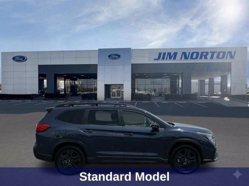 Used 2023 Subaru Ascent Onyx Edition AWD/4WD image 3