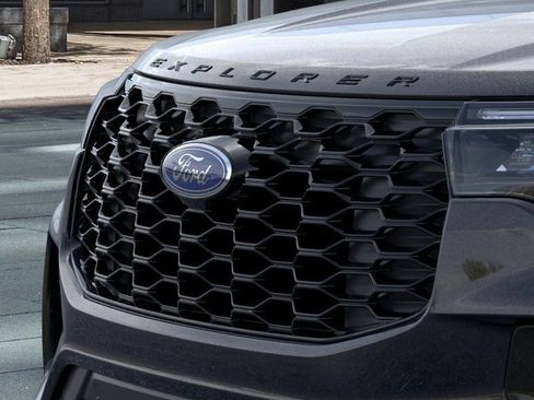 New 2026 Ford Explorer ST-Line image 17
