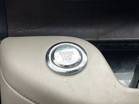 Used 2022 Lincoln Aviator Reserve w/ Equipment Group 201A image 25