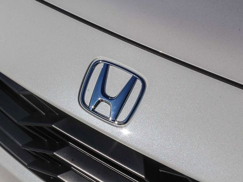 Used 2024 Honda HR-V Sport image 12