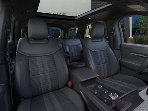 New 2026 Ford Explorer ST-Line w/ ST-Line Street Pack image 10