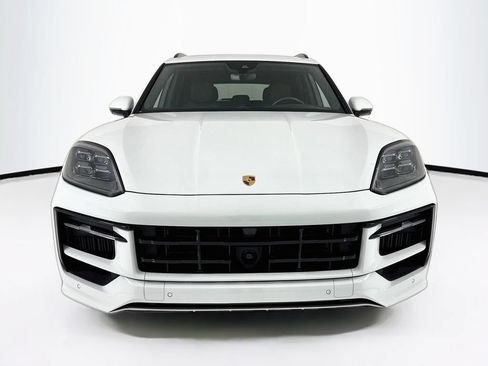 Certified 2025 Porsche Cayenne GTS w/ Premium Package Plus AWD/4WD image 6
