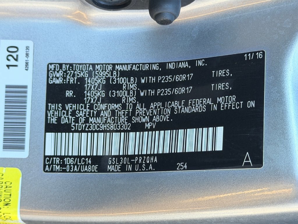 Used 2017 Toyota Sienna XLE w/ XLE Navigation Package FWD image 37