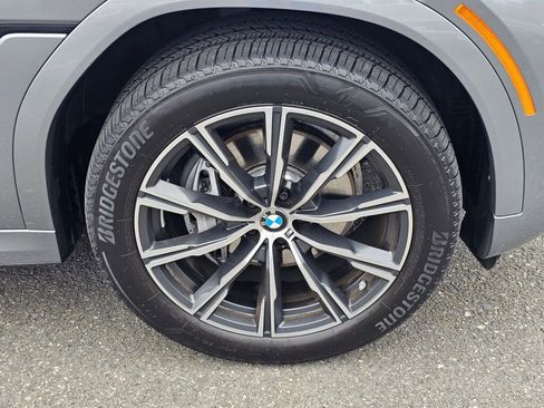 Used 2026 BMW X6 xDrive40i w/ Climate Comfort Package AWD/4WD image 30