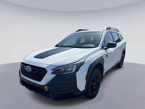 Used 2022 Subaru Outback Wilderness w/ Wilderness Package AWD/4WD image 8