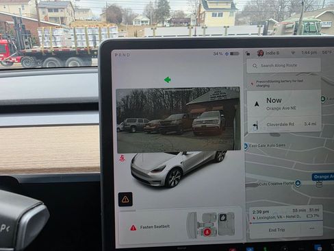 Used 2020 Tesla Model Y Long Range image 23