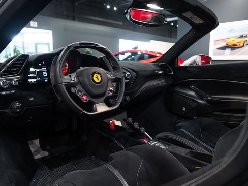 Certified 2019 Ferrari 488 Pista Spider RWD image 22