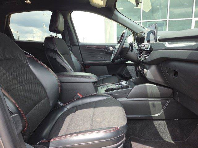 Certified 2025 Ford Escape ST-Line FWD image 22