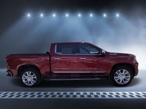 Used 2023 Chevrolet Silverado 1500 High Country AWD/4WD image 2
