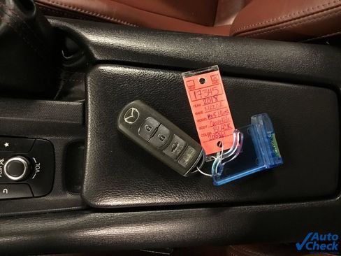 Used 2018 MAZDA MX-5 Miata RF Grand Touring image 54