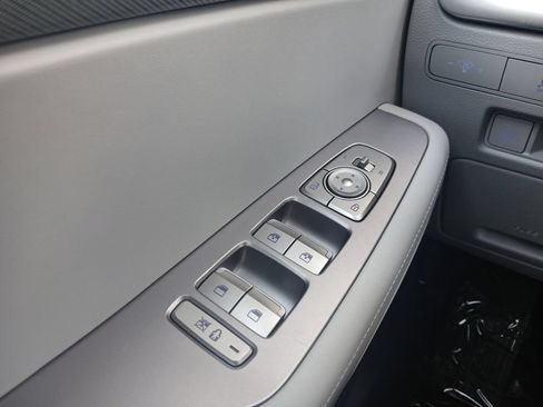 Used 2025 Hyundai Palisade SEL FWD image 17