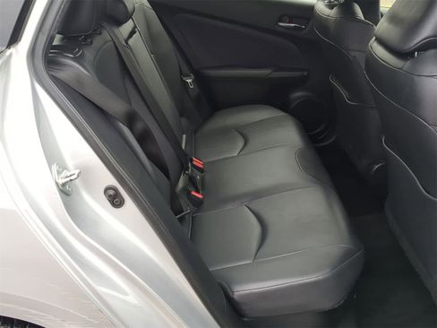 Used 2022 Toyota Prius L Eco image 20