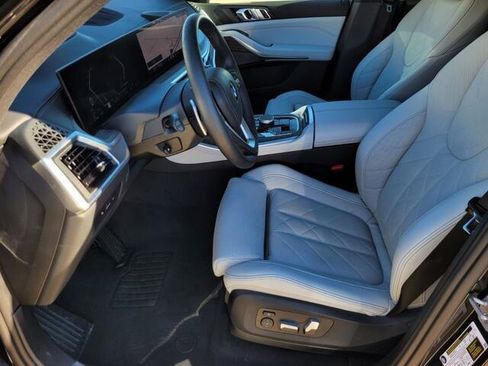 Certified 2025 BMW X5 sDrive40i w/ Premium Package image 26