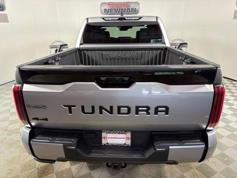 Used 2023 Toyota Tundra Platinum AWD/4WD image 5