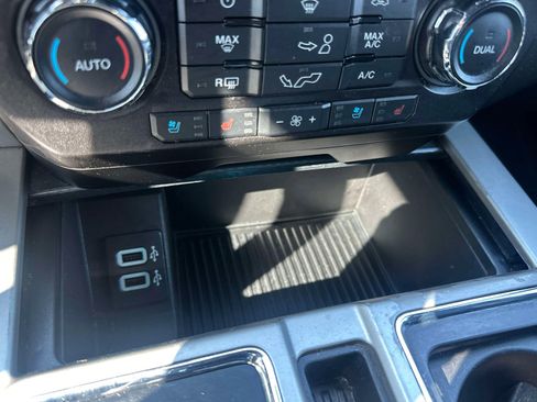 Used 2018 Ford F150 Lariat image 30